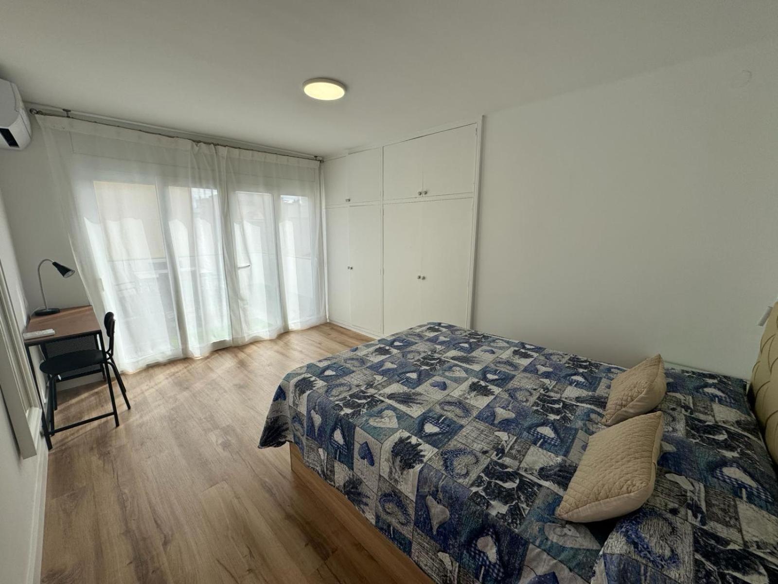 Acogedor Apartamento A 50 Metros Del Mar Cambrils Exteriör bild