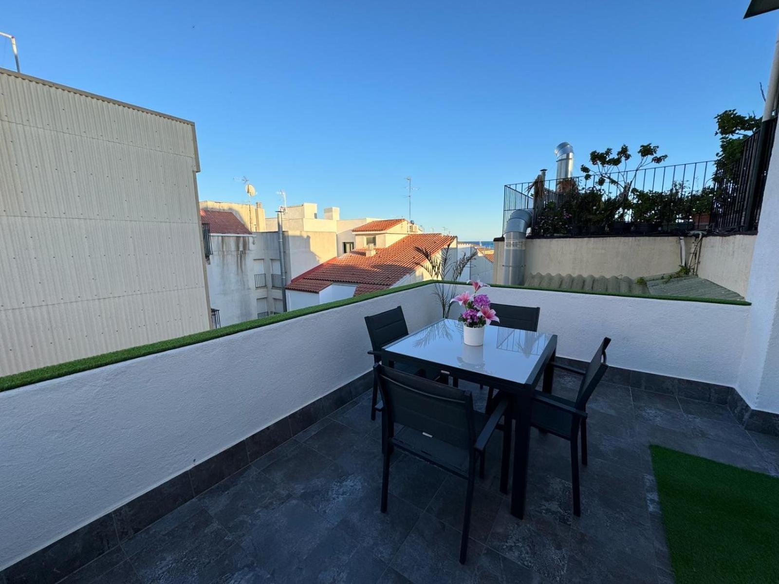Acogedor Apartamento A 50 Metros Del Mar Cambrils Exteriör bild