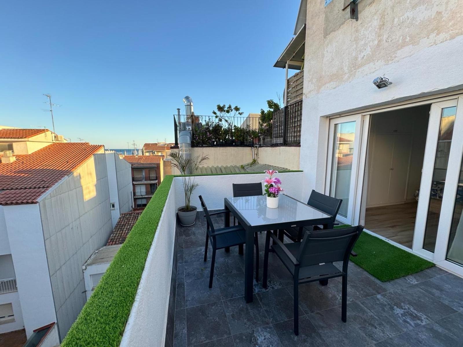 Acogedor Apartamento A 50 Metros Del Mar Cambrils Exteriör bild